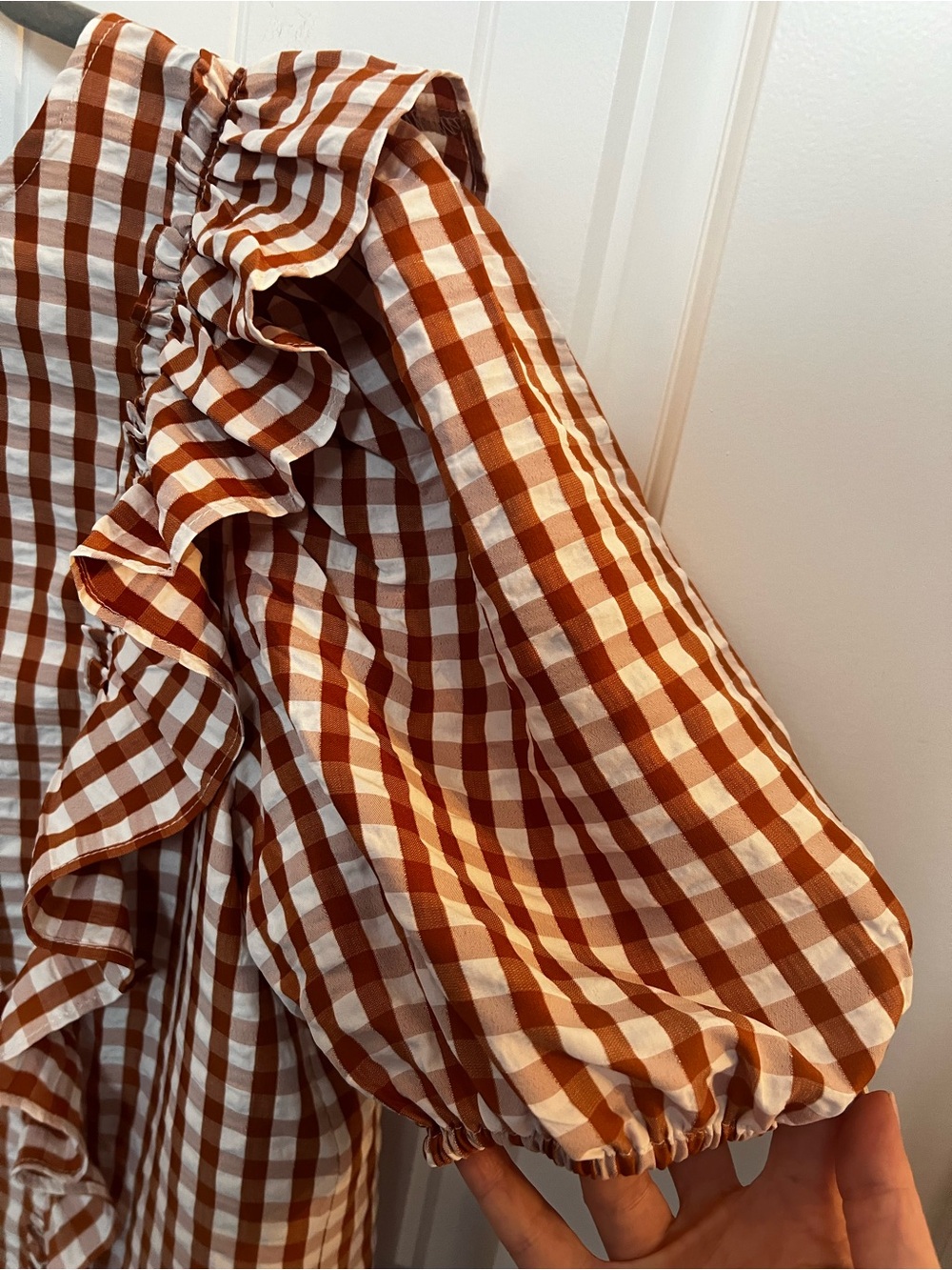Avara Gingham Ruffle Puff Sleeve Top - Picture 6 of 11